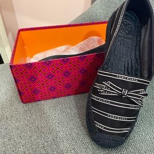 Tory Burch size 7 Penelope Platform Mesh Espadrille with Tory Ribbon